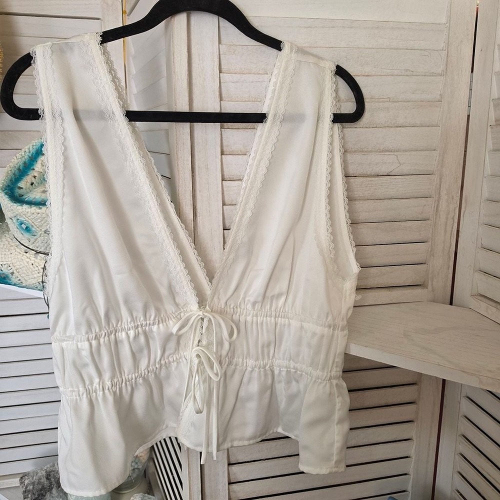 WAYF Women's White Sleeveless Lace Trim Top XL / Cottagecore, Shabby Chic, Boho